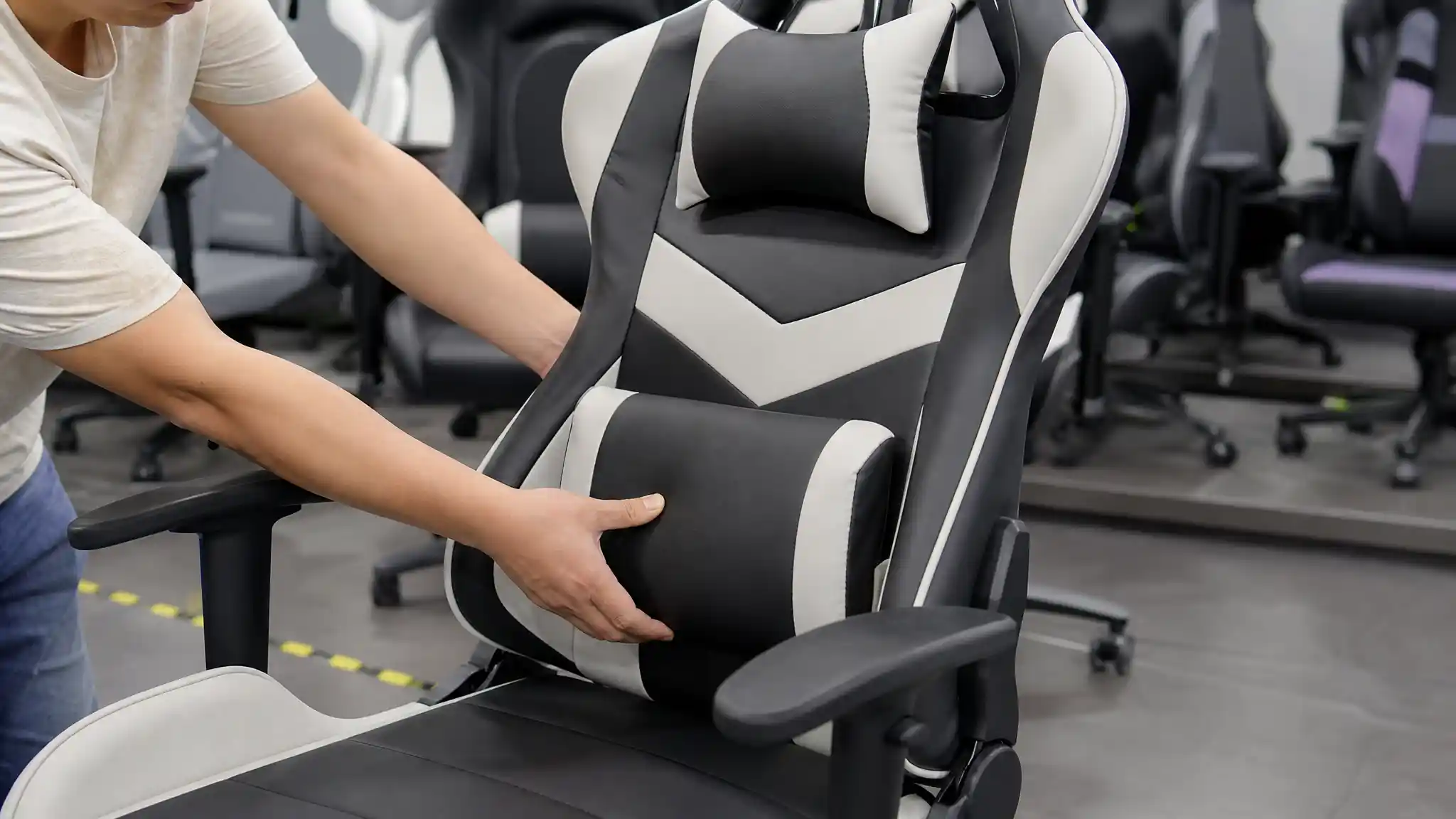 Gaming chair lumbar support sample check for wholesale buyers
